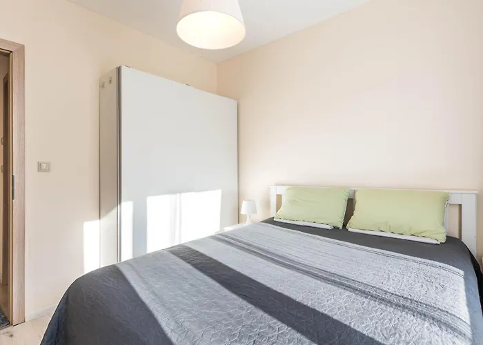 Апартамент Varna Beach Apartment